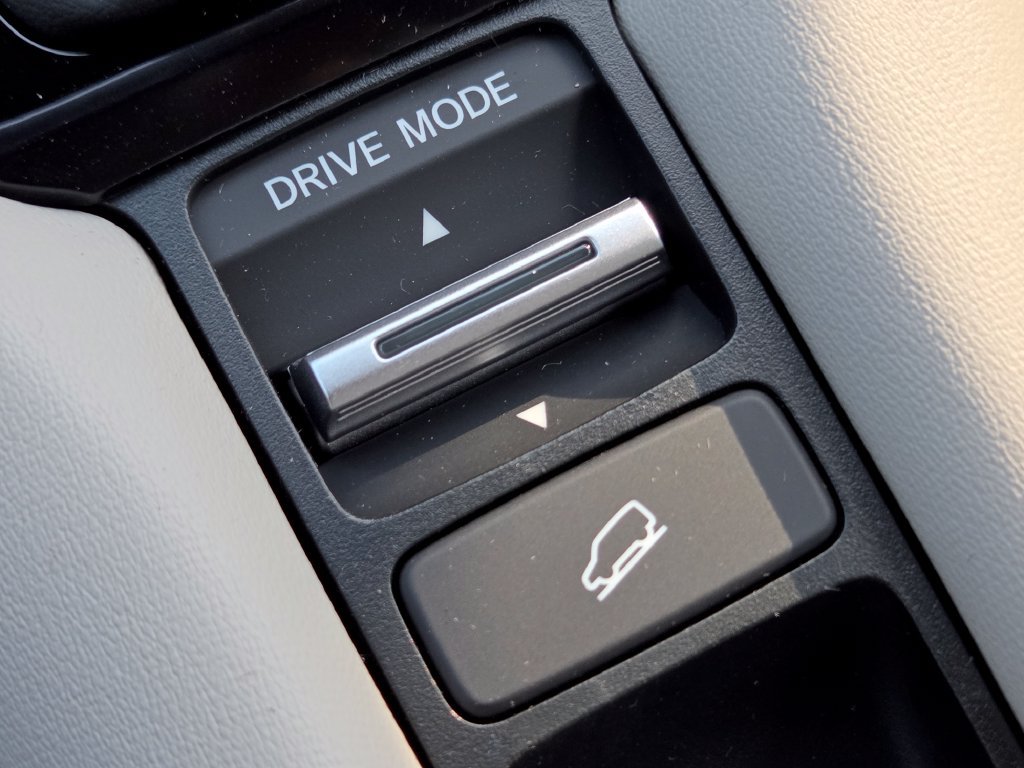 New 2027 Honda HR-V LX image 9