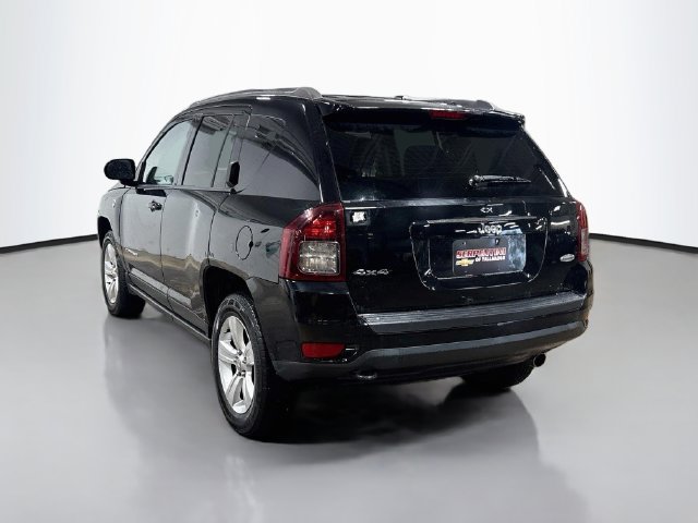 Used 2015 Jeep Compass Latitude AWD/4WD image 9