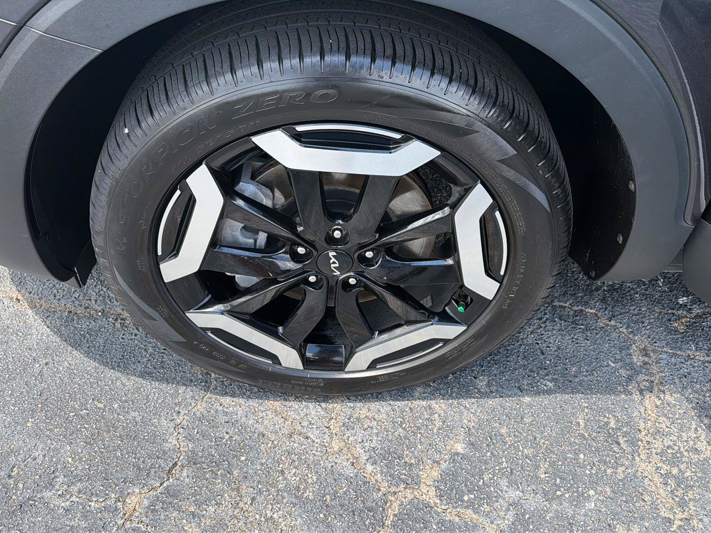 Used 2025 Kia Telluride EX FWD image 40