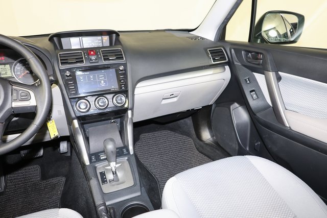 Used 2018 Subaru Forester 2.5i Premium w/ All-Weather Package image 11