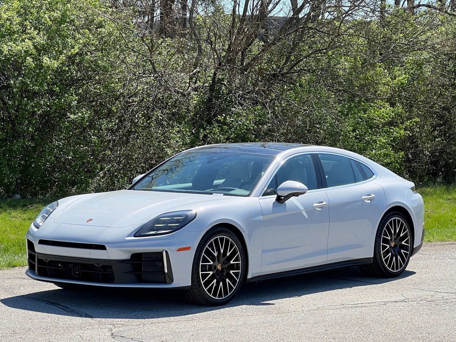 New 2026 Porsche Panamera 4 image 1