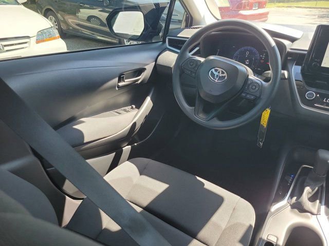 Used 2026 Toyota Corolla LE FWD image 22