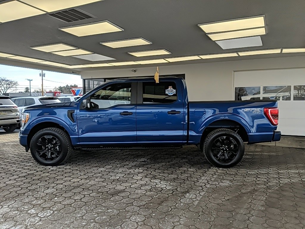 Certified 2022 Ford F150 XL w/ STX Black Appearance Package image 8