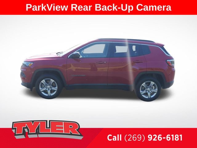 Used 2024 Jeep Compass Latitude AWD/4WD image 4