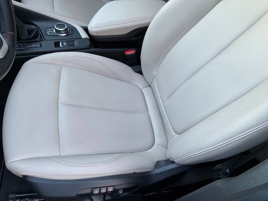 Used 2018 BMW X1 sDrive28i image 16