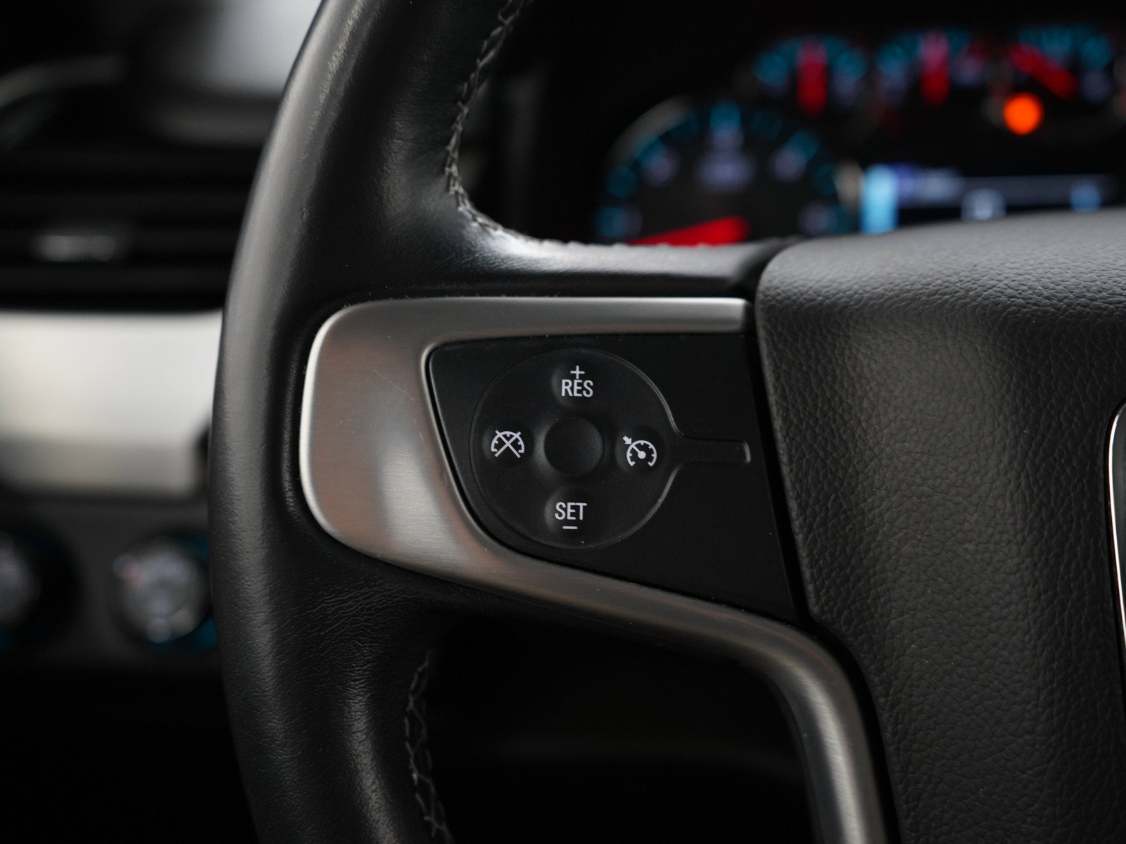 Used 2019 GMC Yukon SLE w/ SLE Value Package AWD/4WD image 26