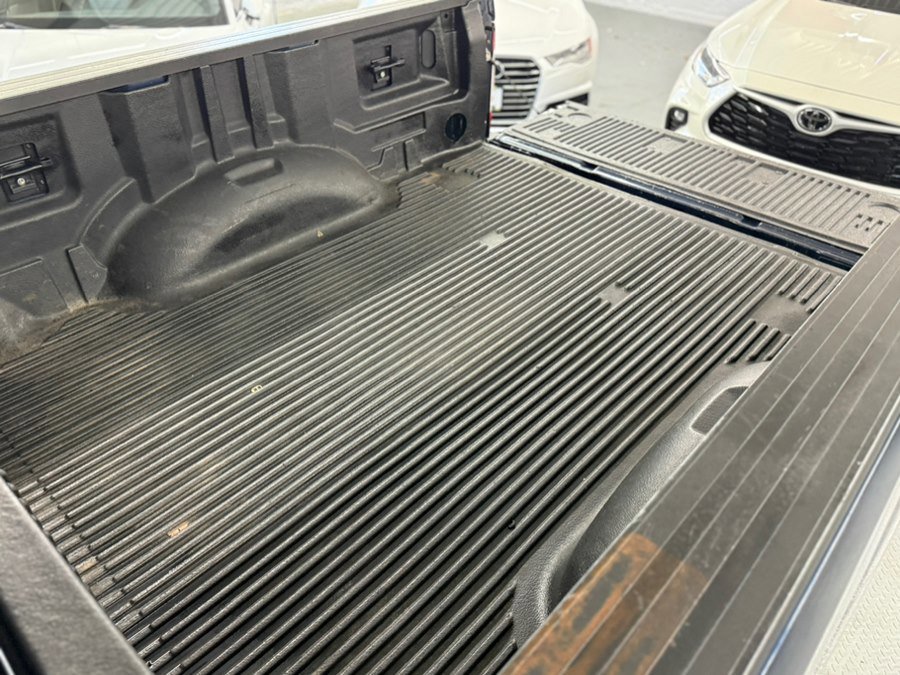 Used 2017 Ford F250 XLT w/ Snow Plow Prep Package image 17