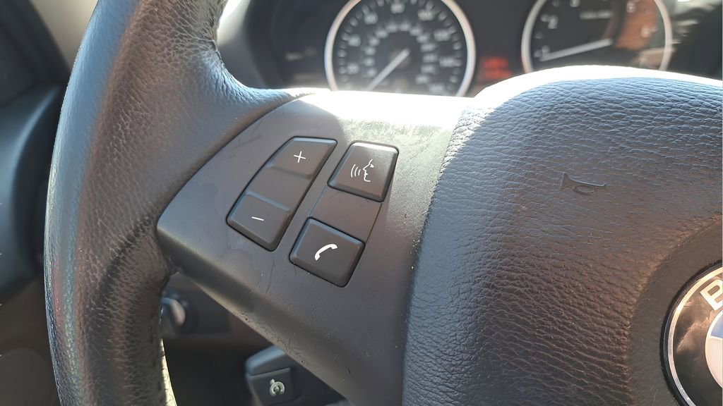 Used 2009 BMW X5 xDrive30i image 25