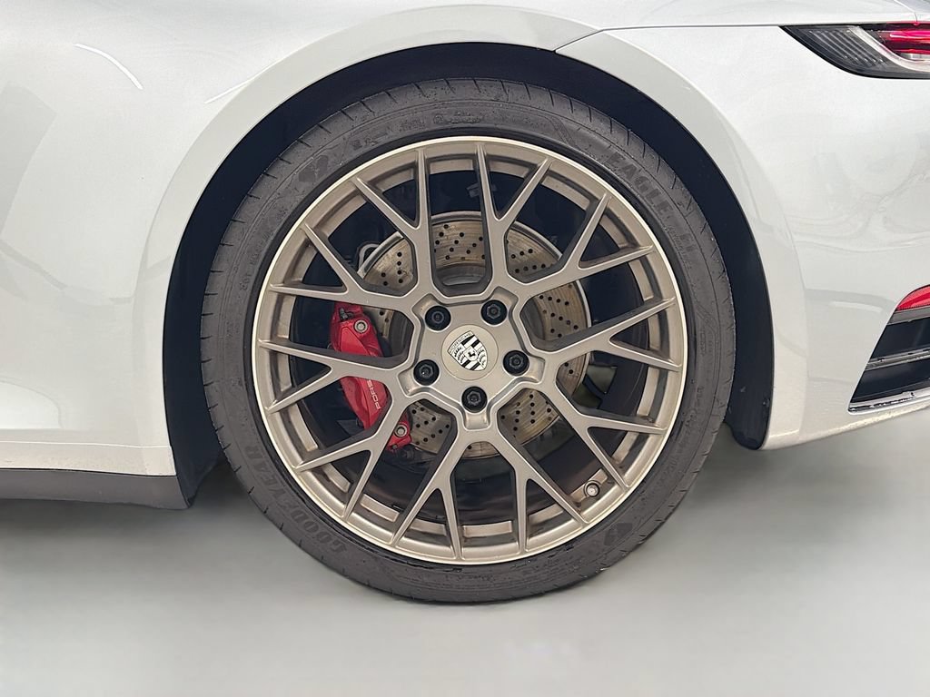 Certified 2020 Porsche 911 Carrera S RWD image 33