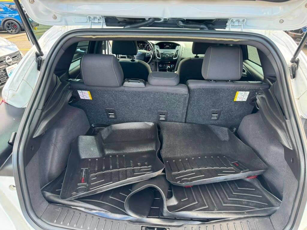 Used 2018 Ford Focus ST FWD image 14