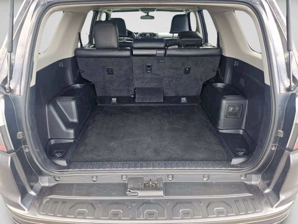 Used 2019 Toyota 4Runner Limited AWD/4WD image 27