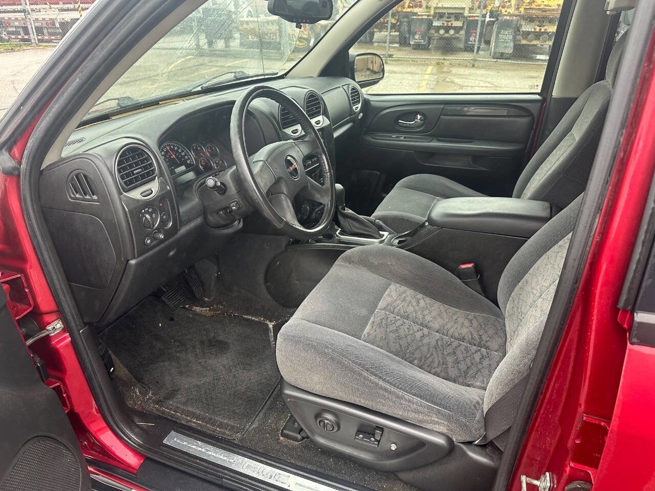 Used 2005 GMC Envoy SLE AWD/4WD image 11