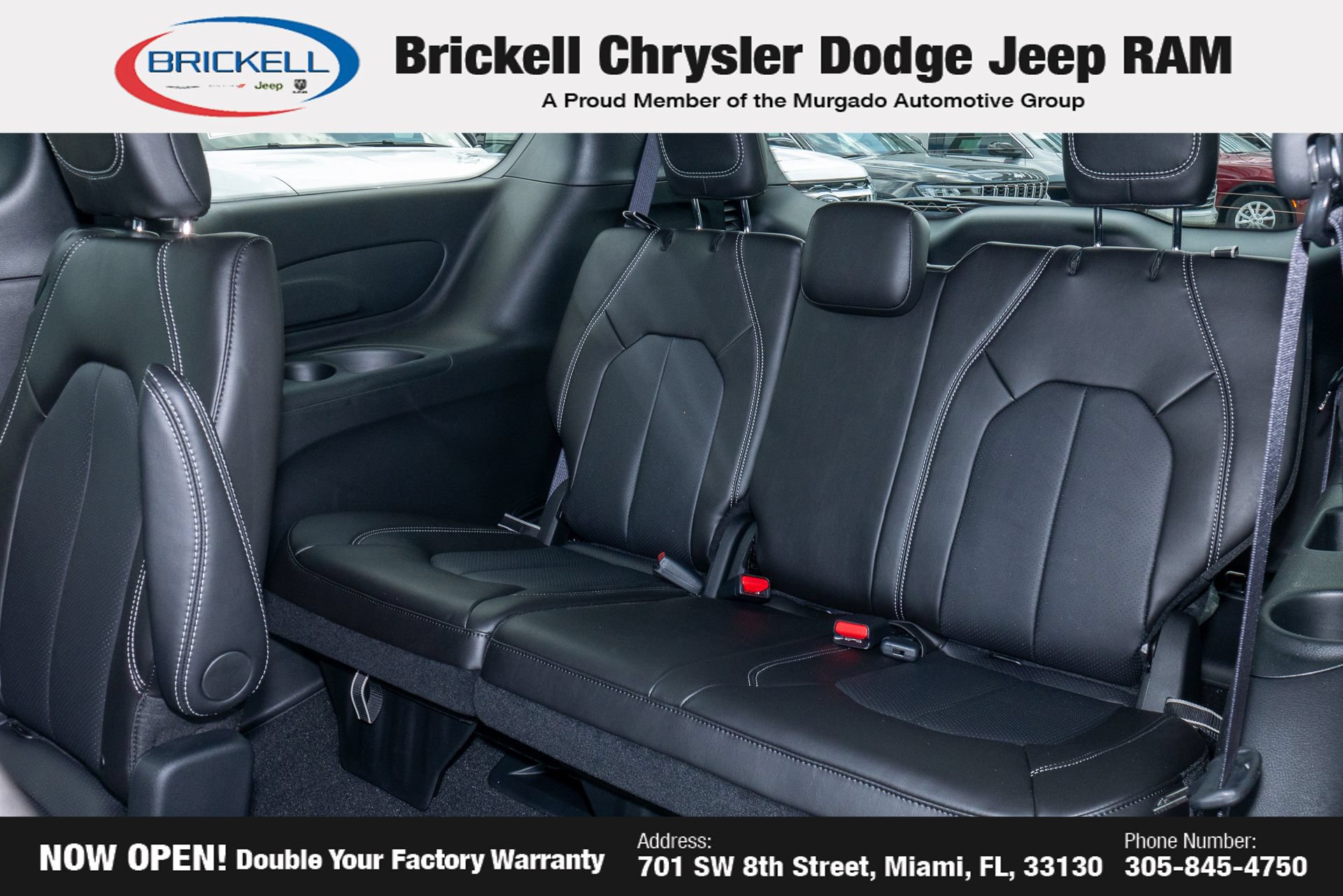 New 2027 Chrysler Pacifica Select FWD image 17