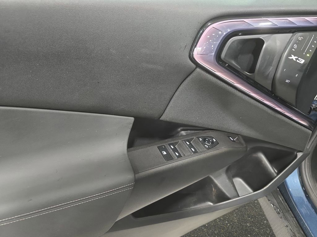 Certified 2025 BMW X3 xDrive30i w/ M Sport Package image 20