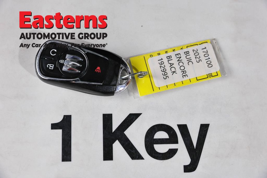 Used 2025 Buick Encore GX Preferred FWD image 25
