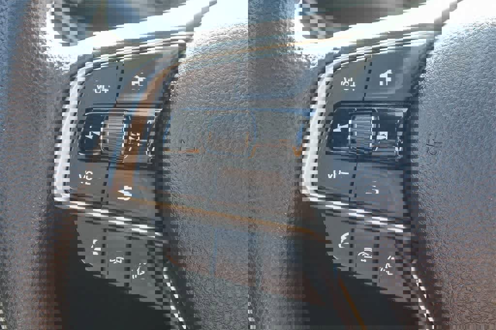 Used 2022 Honda Accord LX image 32