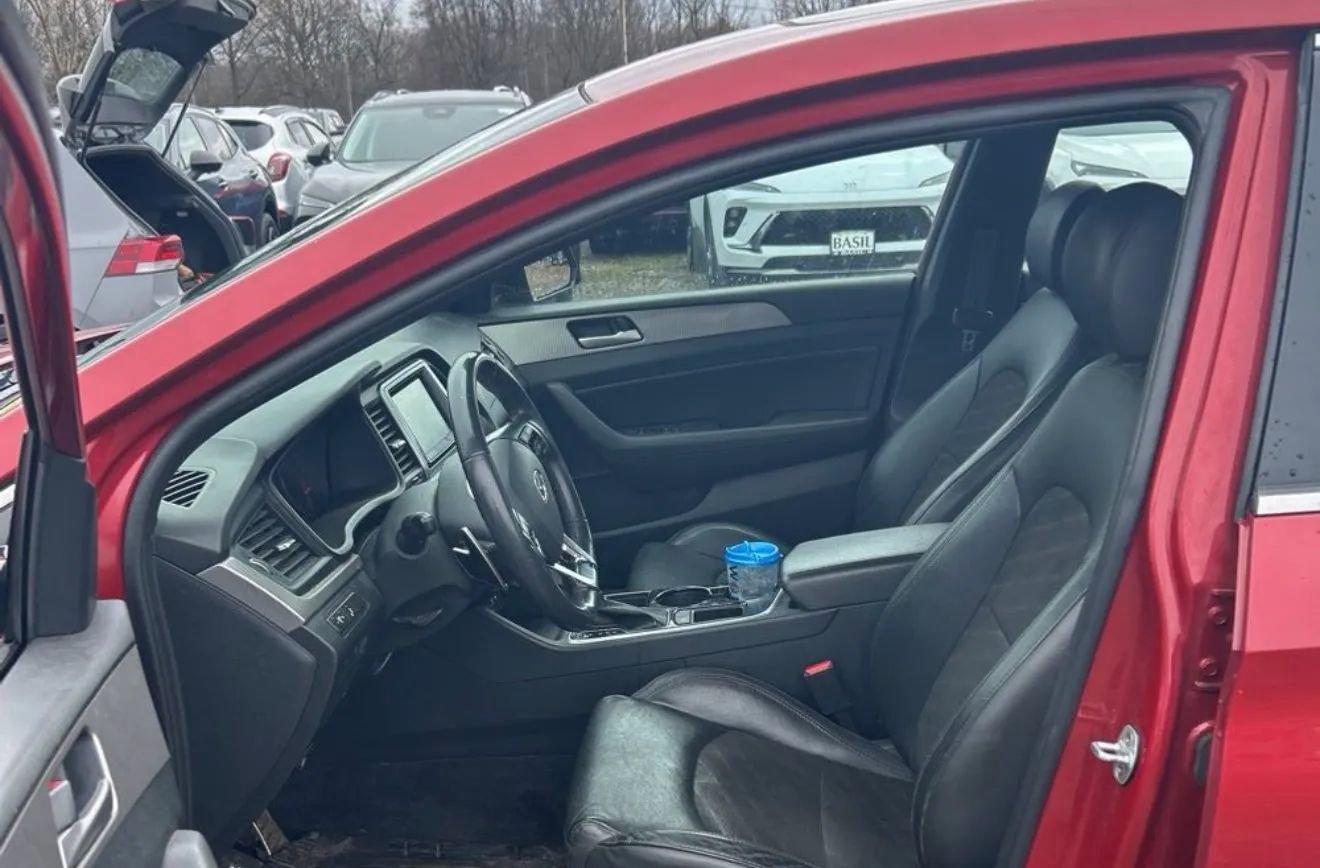 Used 2018 Hyundai Sonata Sport FWD image 4