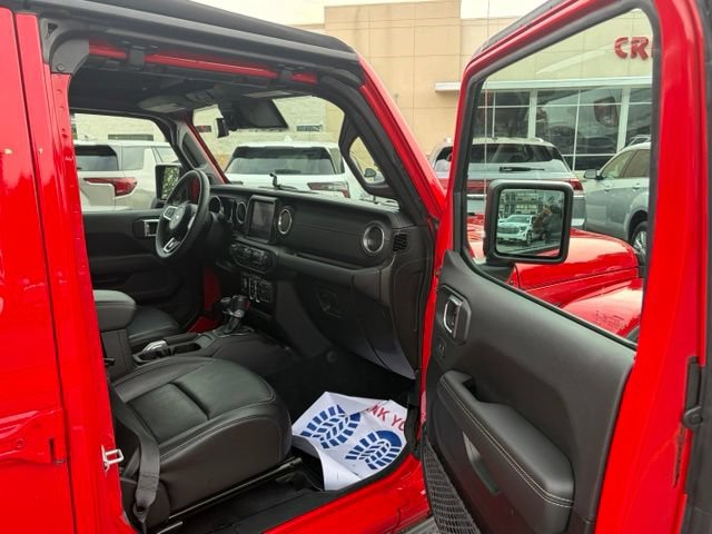 Used 2023 Jeep Wrangler Unlimited Sahara w/ Safety Group AWD/4WD image 28