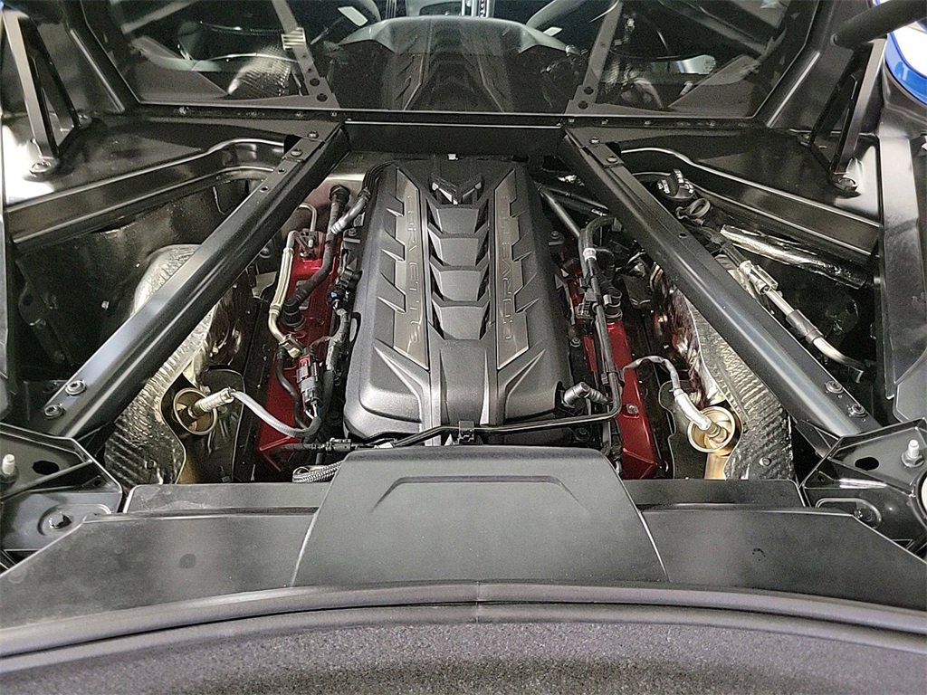 Used 2025 Chevrolet Corvette Stingray Premium Cpe w/ Z51 Performance Package image 21