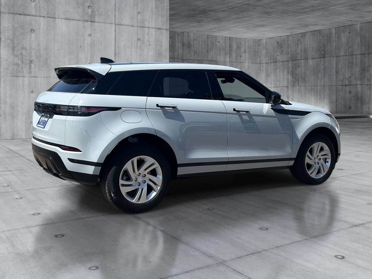 Used 2024 Land Rover Range Rover Evoque S AWD/4WD image 5