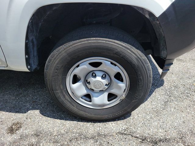 Used 2023 Toyota Tacoma SR AWD/4WD image 4