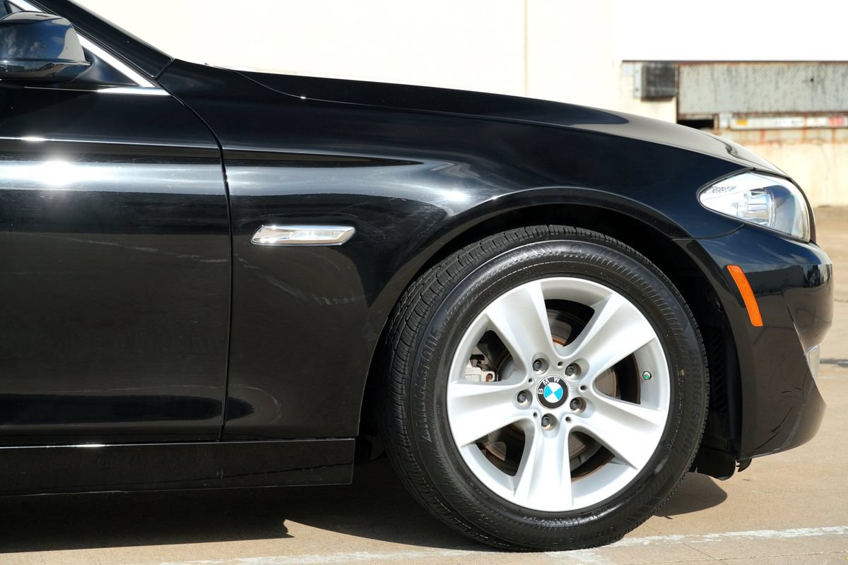 Used 2012 BMW 528i Sedan RWD image 30