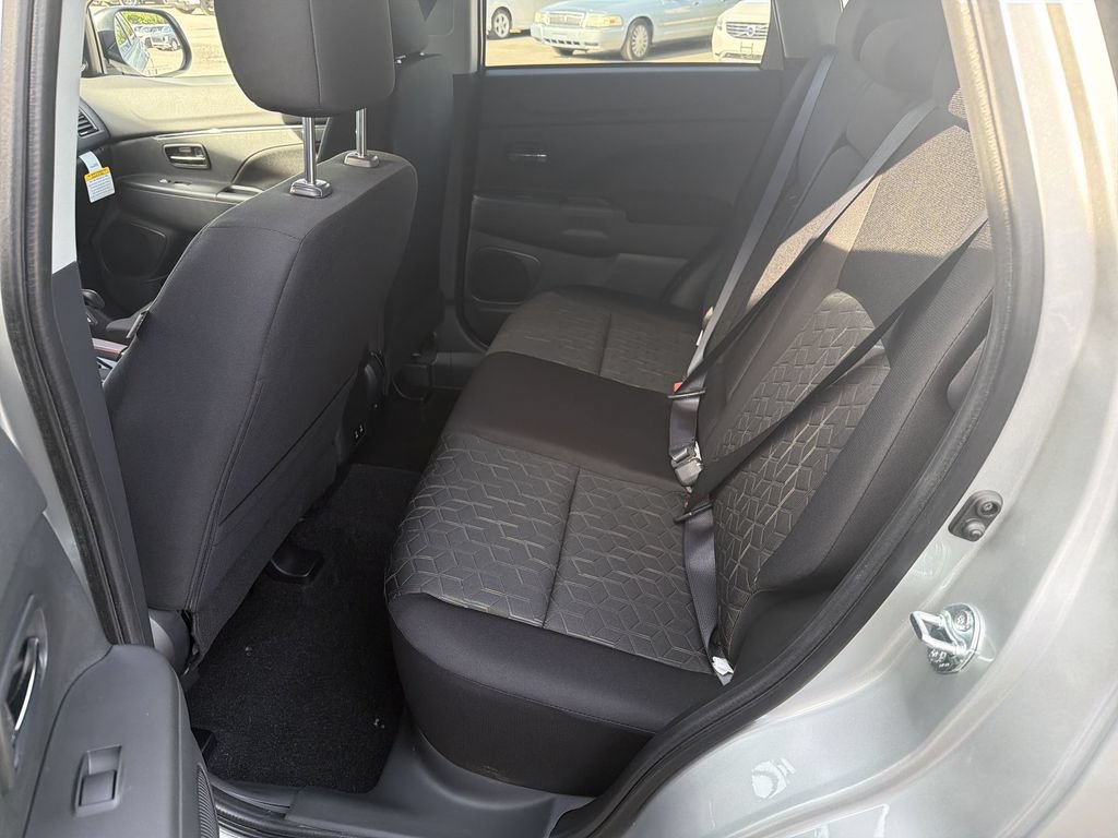 New 2026 Mitsubishi Outlander Sport LE AWD/4WD image 21