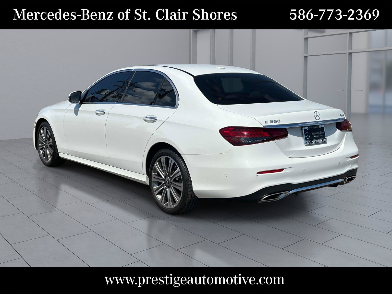 Used 2023 Mercedes-Benz E 350 4MATIC Sedan image 3