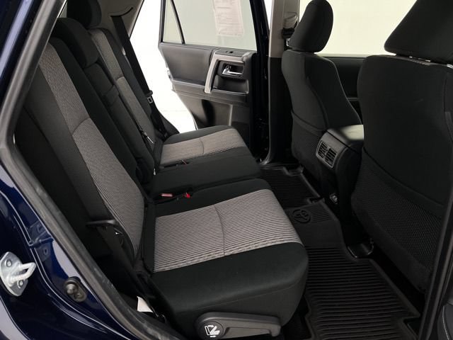 Used 2021 Toyota 4Runner SR5 AWD/4WD image 14