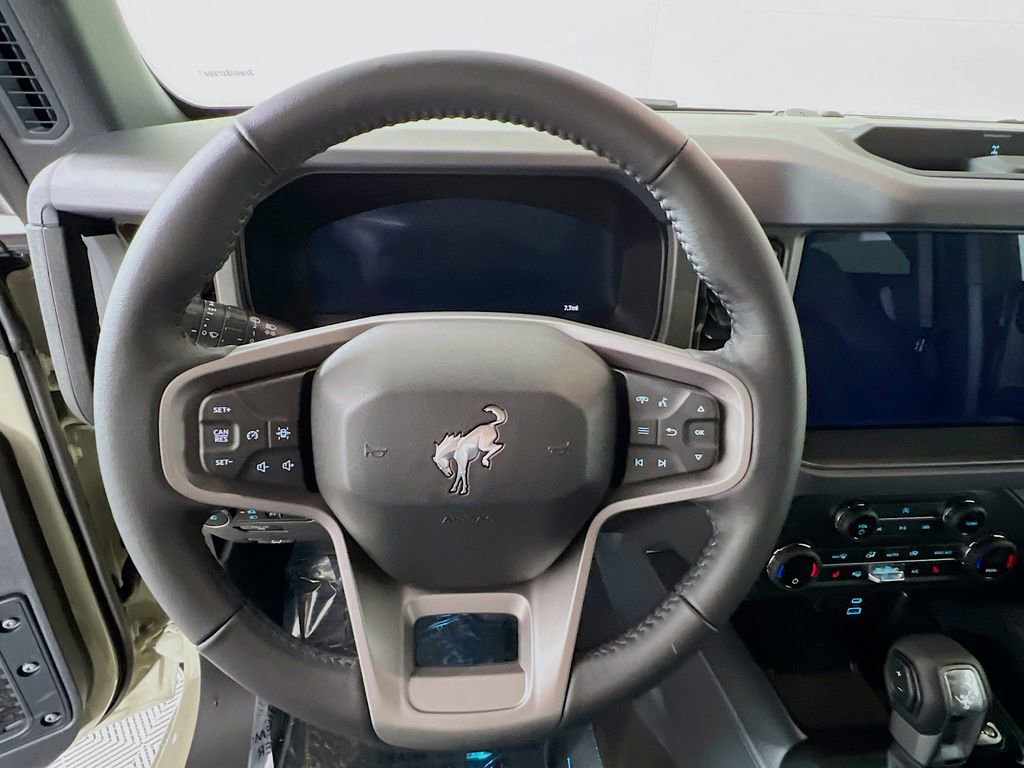 New 2025 Ford Bronco Big Bend w/ Black Diamond Package image 8