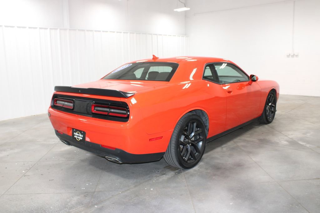 Used 2022 Dodge Challenger GT w/ Blacktop Package RWD image 9