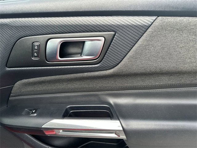 Used 2024 Ford Mustang EcoBoost image 30