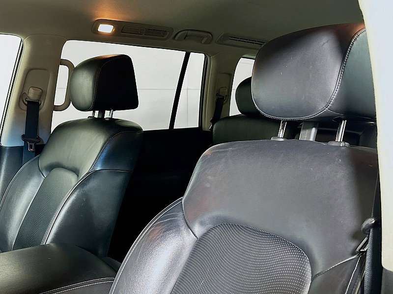 Used 2015 INFINITI QX80 4WD w/ Theater Package image 21