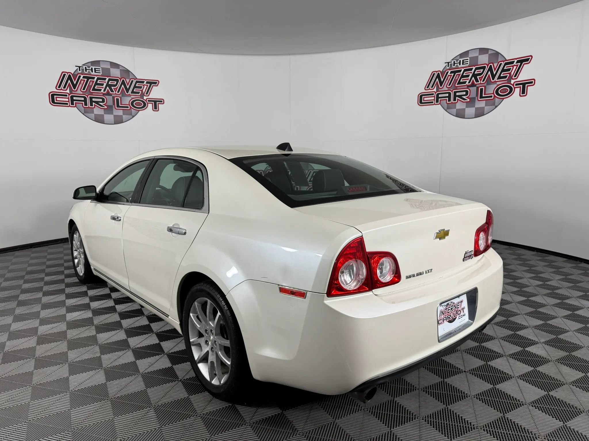Used 2012 Chevrolet Malibu LTZ FWD image 5
