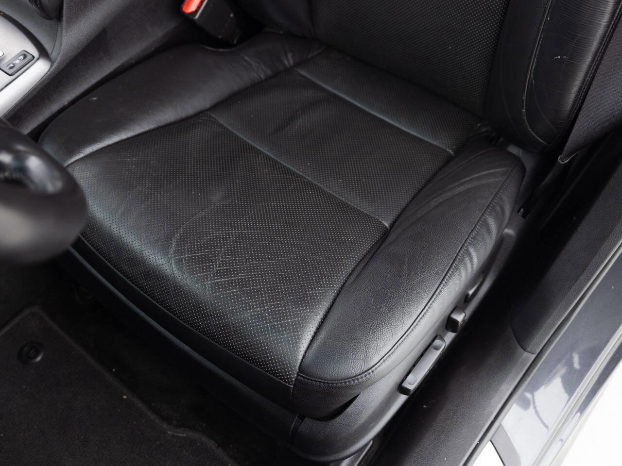 Used 2013 Acura RDX w/Tech AWD 4dr SUV w/Technolog image 21