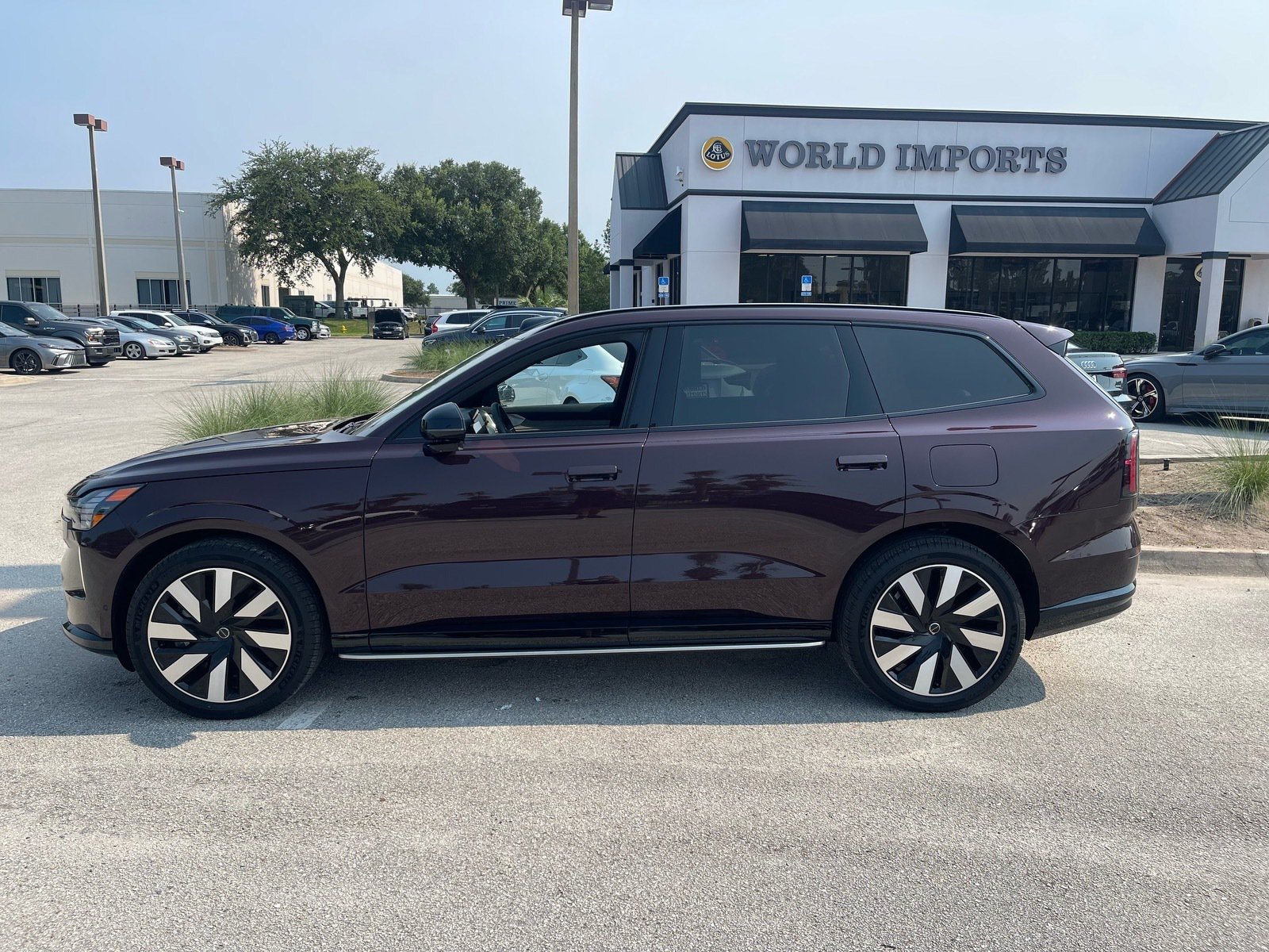 Used 2025 Volvo EX90 Ultra AWD/4WD image 54