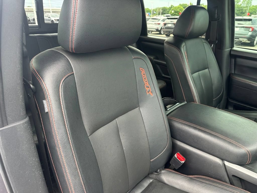 Used 2022 Nissan Titan PRO-4X w/ Pro-4x Convenience Package AWD/4WD image 32