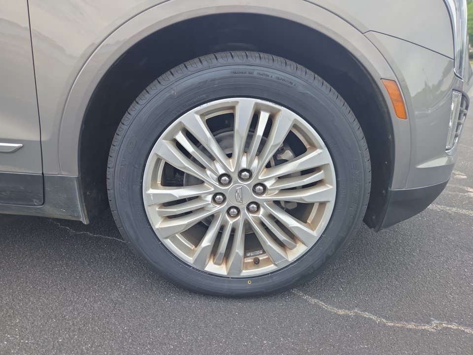 Used 2018 Cadillac XT5 Premium Luxury AWD/4WD image 29