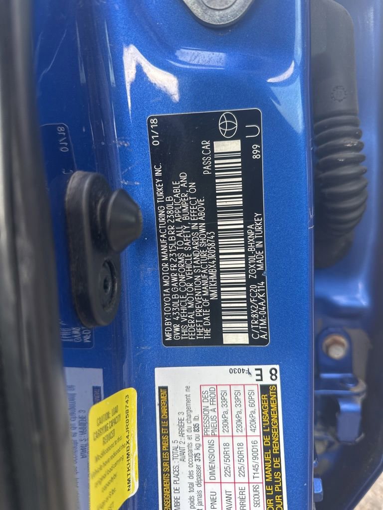 Used 2018 Toyota C-HR XLE image 32