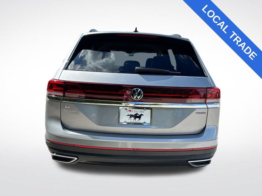 Used 2024 Volkswagen Atlas SE AWD/4WD image 4