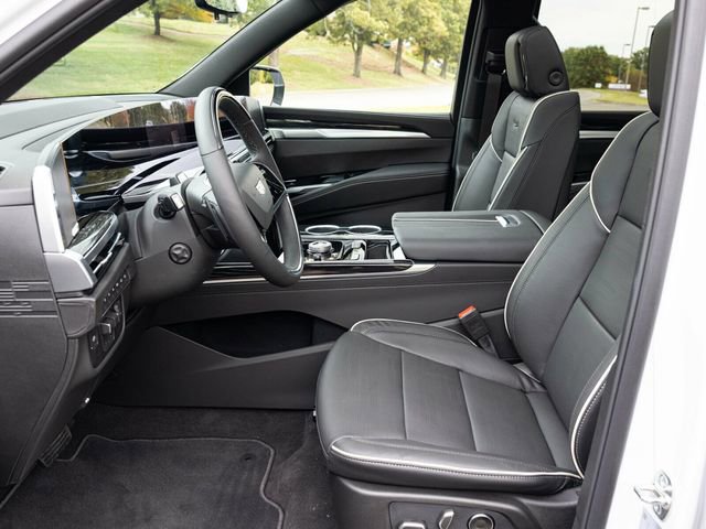 Used 2026 Cadillac Escalade ESV Sport w/ Touring Package image 27