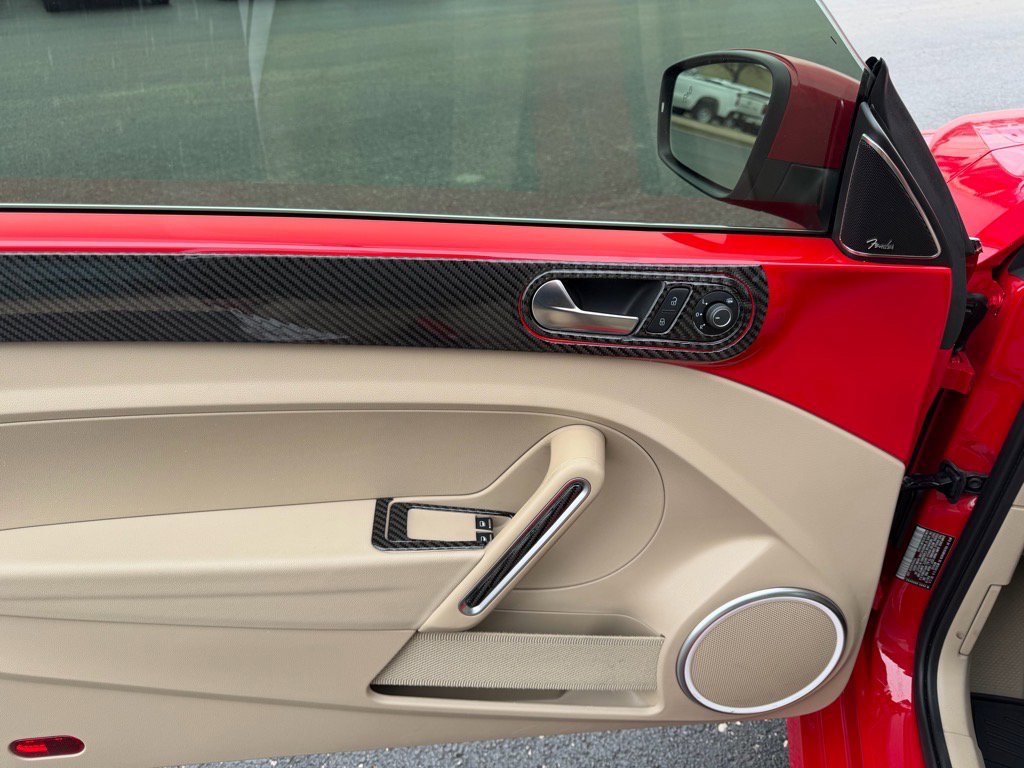 Used 2018 Volkswagen Beetle 2.0T SE image 15