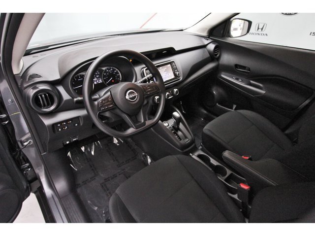 Certified 2025 Nissan Kicks Play S FWD image 12