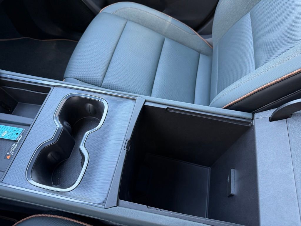Certified 2024 GMC Acadia AT4 AWD/4WD image 34