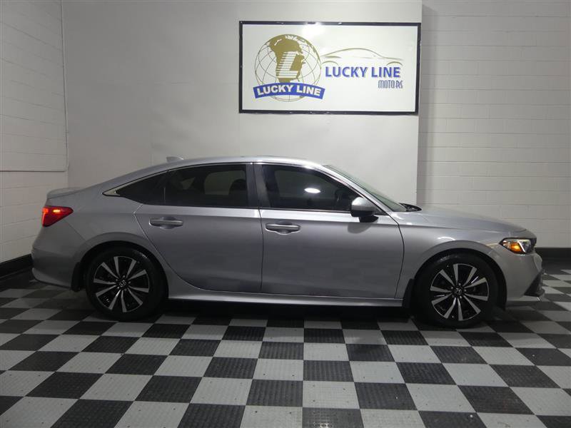 Used 2023 Honda Civic EX image 6