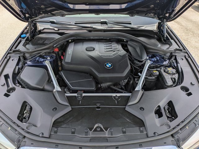 Used 2020 BMW 530i xDrive w/ Convenience Package AWD/4WD image 13