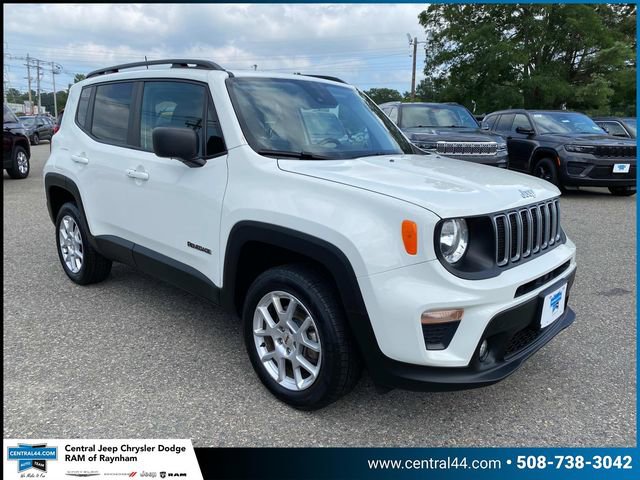 Certified 2022 Jeep Renegade Latitude w/ Sun/Sound Group