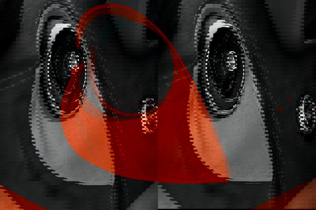 Used 2020 McLaren 600LT Spider image 33