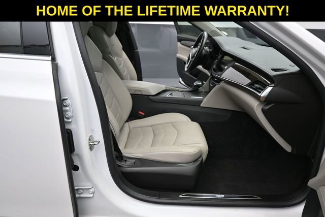 Used 2018 Cadillac CT6 Premium Luxury w/ LPO, Exterior Accent Package AWD/4WD image 45