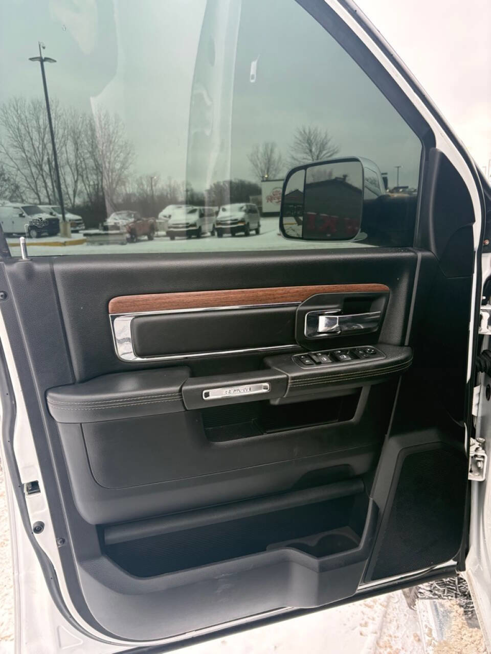 Used 2018 RAM 3500 Laramie AWD/4WD image 46